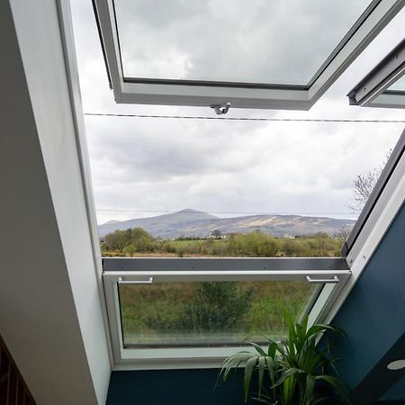 Plas Coch Luxury Barn Llanddeiniolen Eksteriør billede